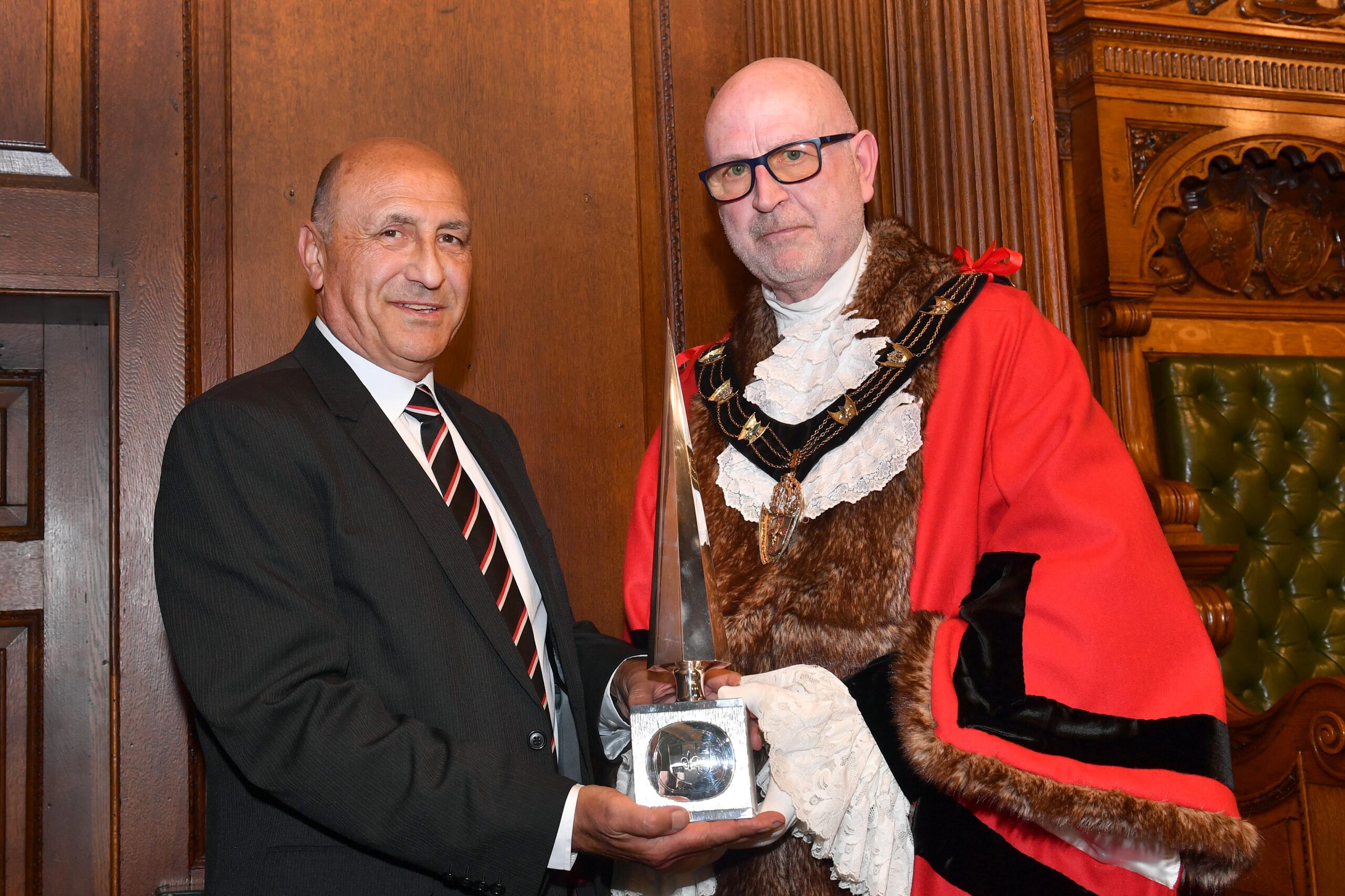 Lincoln Wellington Athletic Club Terry Timmiss Receives the Lincoln Civic Award